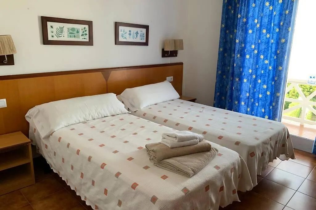 Apartamento En Playa Santo Tomas 1-5 Es Migjorn Gran Apartmán